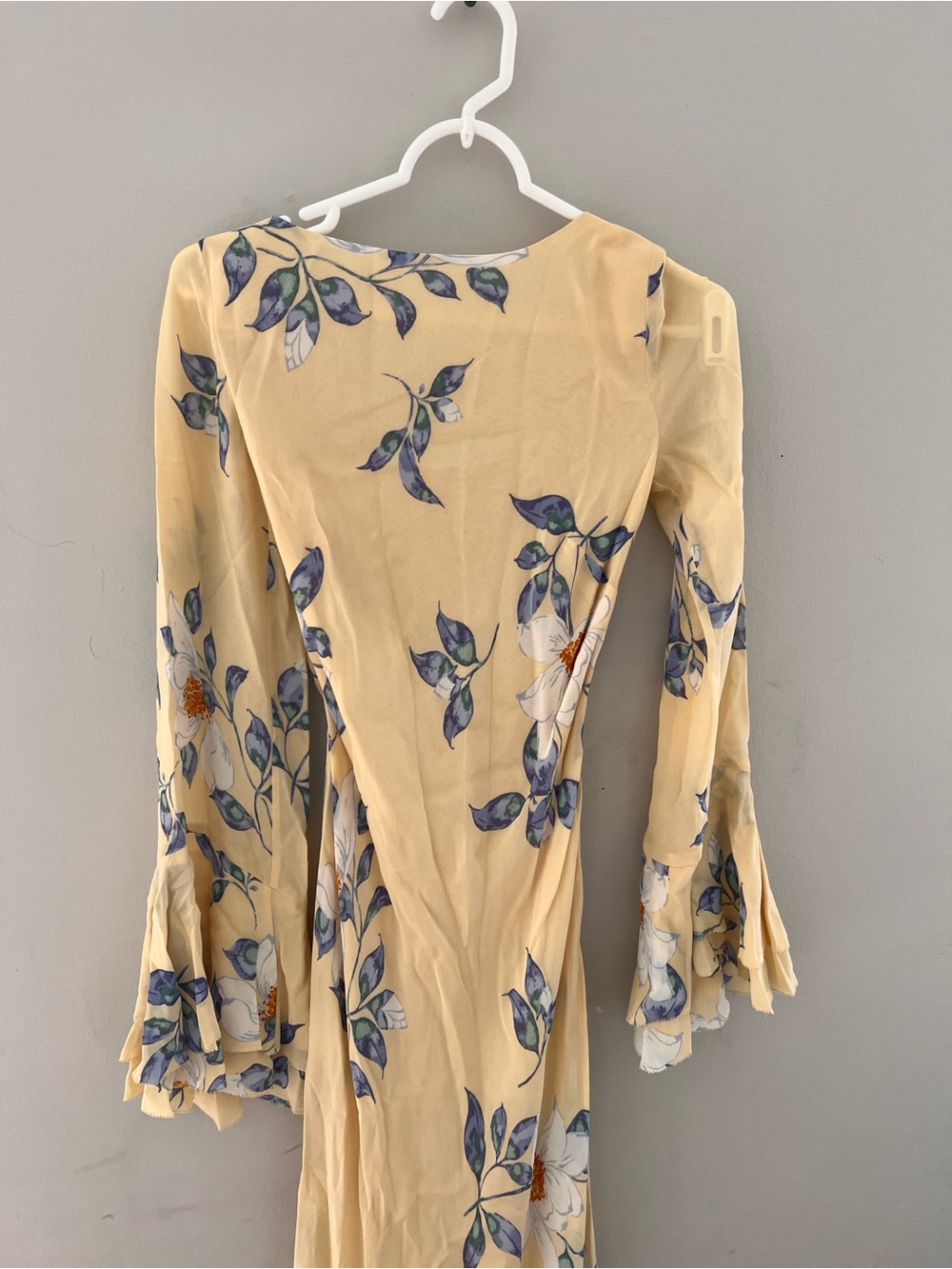 Reformation Olio Maxi Cut Out Floral Dress Size 2 - Picture 3 of 7